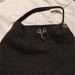 Simply Vera Vera Wang Black and Gold Shoulder Bag